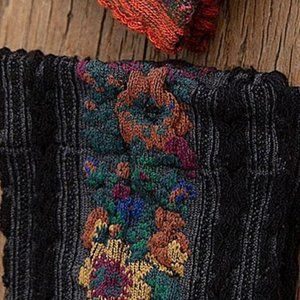 NWT Idowela | Floral Socks - black